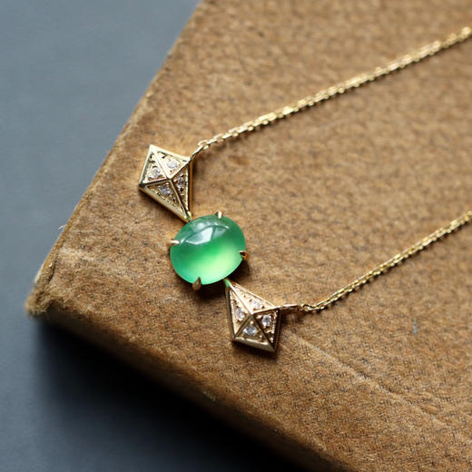 高冰种阳绿翡翠蛋面锁骨链18k黄金钻石镶嵌 商品图3