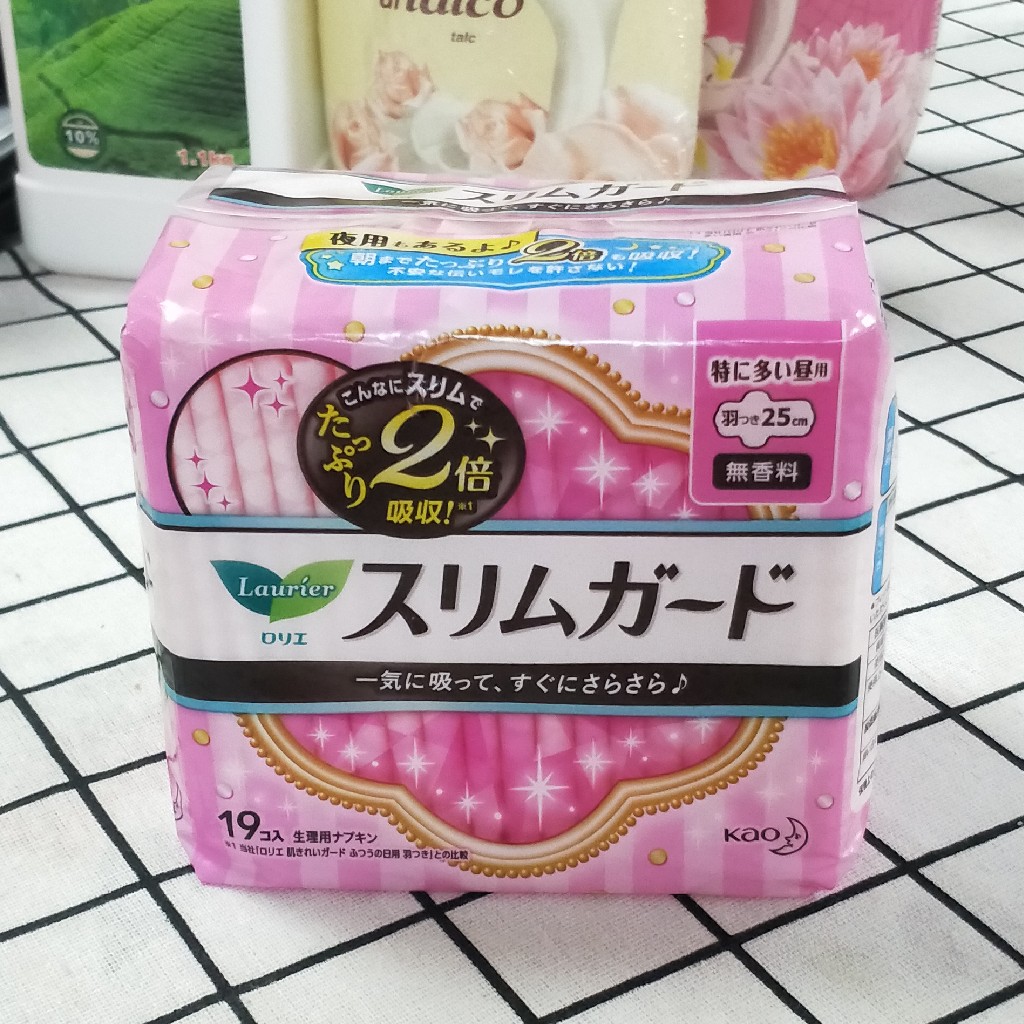 日本日本花王超薄零触感绵柔日用卫生巾 25CM