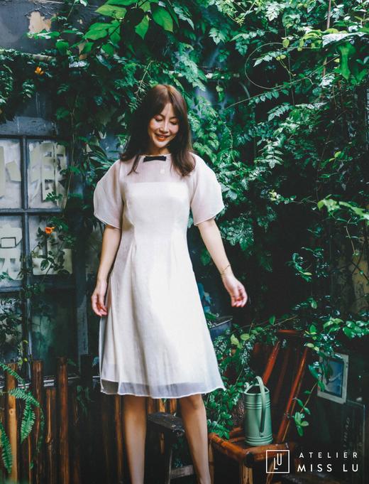 AtelierMissLu / Shirley-奶绵白薄纱吊带两件式连身裙 商品图0