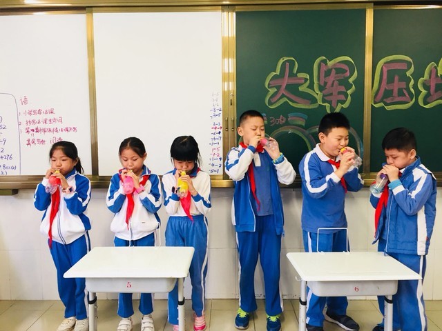 2019秋重庆市沙坪坝区汇育学校力翰科学一二年级长征水火箭课程19qxs