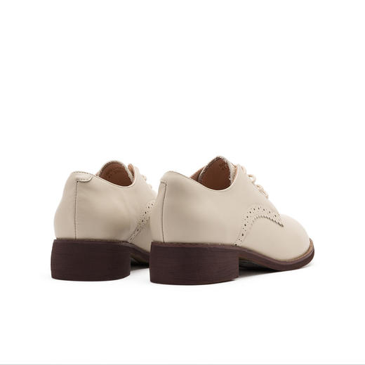 safiya 索菲娅 | 2019秋季英伦风单鞋SF93112065 商品图3