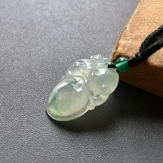 冰种飘阳绿翡翠金猴捧寿 商品图1