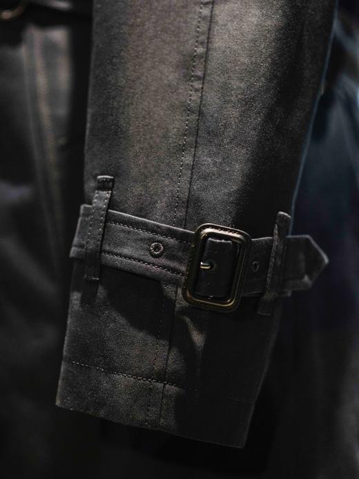 Westminster 插肩袖款日本防渗雨嘎巴甸藏蓝色战壕风衣 商品图11