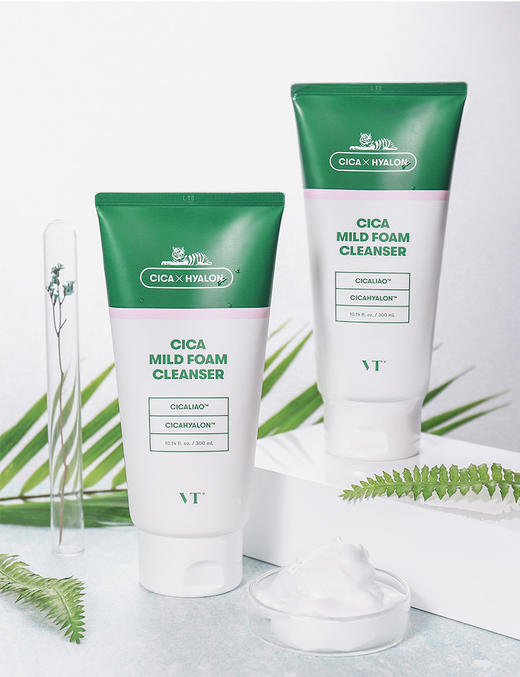 韩国vt范特老虎 积雪草洗面乳300ml 商品图0