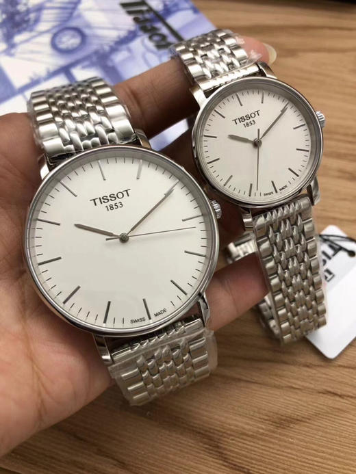 T109情侣石英款
品牌：TISSOT  天梭
型号：魅时系列T109
机芯：瑞士石英机芯 商品图8