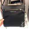 国内现货Michael Kors /MK 斜挎女包 prada同款 降落伞防水材质拼包边皮面 可单肩可斜挎女包 原价$198刀 商品缩略图0