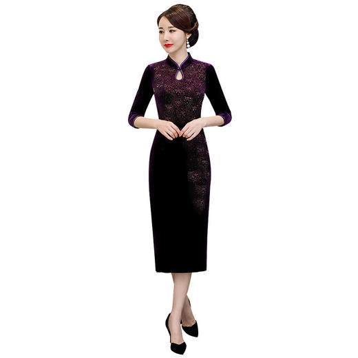 MLY-60573秋季高贵金丝绒复古改良钉珠旗袍 商品图4