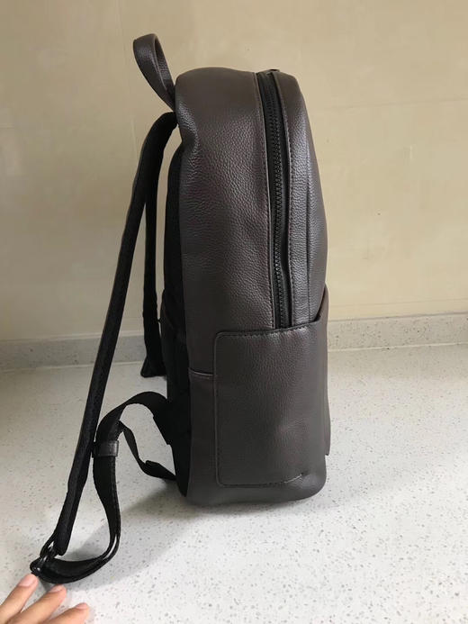 ck calvin klein男士好质感经典双肩包