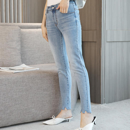 【百搭魔术裤，显瘦显腿长】韩国Let's diet魔术裤 新款电臀魔术裤 破洞魔术裤 牛仔裤 商品图6