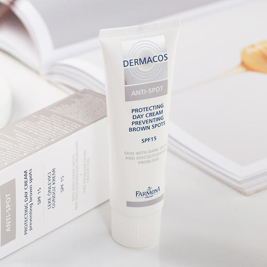 波兰Dermacos美白防晒淡斑霜 白天防晒晚上修复 双管齐下淡化色斑 商品图2