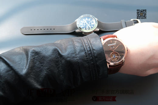 爱彼 最新款真陀飞轮 大日历窗 意大利小牛皮，42mm，手动真海鸥陀飞轮机芯，稳定可靠，值得拥有。 商品图8