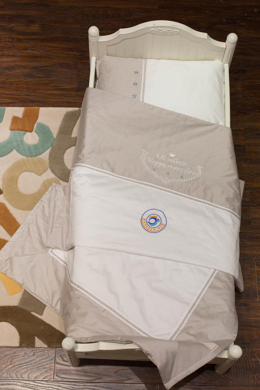 温州市龙湾区第一幼儿园教育集团入园套件 商品图2