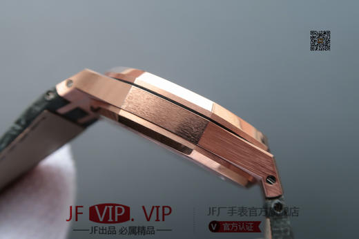 爱彼皇家橡树15402（15400的满天星款），原装正品开模表壳，连每一颗螺丝，刻度丁，LOGo和原装都一样，原装克隆3120全自动机械机芯，手工镶嵌捷克水钻，色泽亮度与原装非常接近！ 商品图4