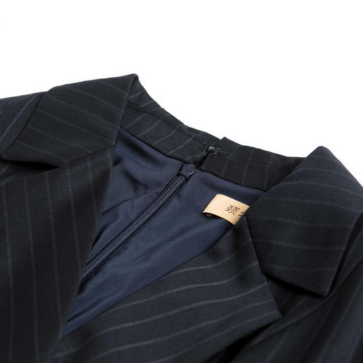 孤品-J8182390颈袖添香中袖连衣裙秋女新款七分袖秋时尚气质修身显瘦包臀裙J8182390（不退不换） 商品图2