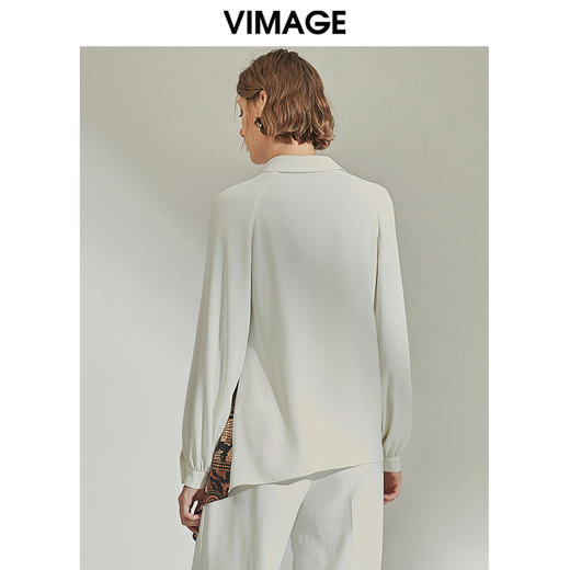 VIMAGE纬漫纪女装秋季新品时尚帅气豹纹印花不规则拼接衬衫V1209814 商品图3