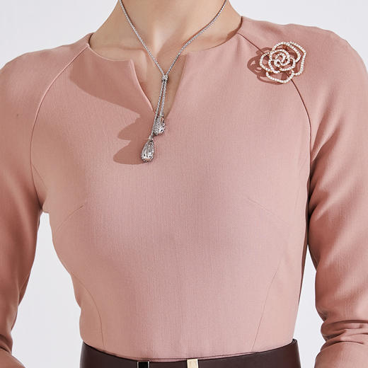 孤品-颈袖添香女装秋新款修身气质显瘦型V领长款包臀职业装连衣裙J9383697（不退不换） 商品图2