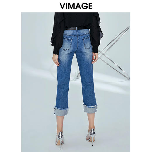 VIMAGE纬漫纪女装秋季新款显瘦直筒卷边日常休闲浅蓝色牛仔裤V1205801 商品图4