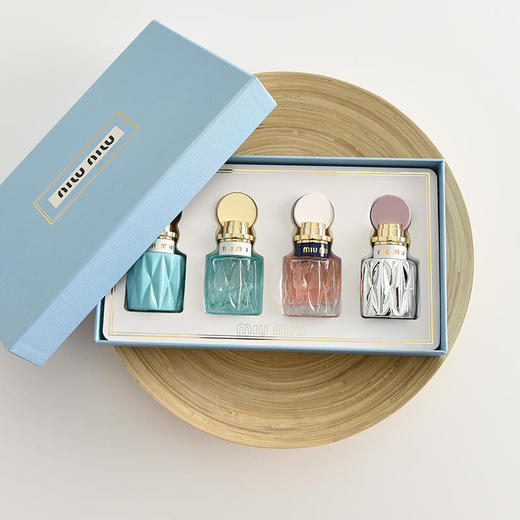 13384 miumiu香水四件套