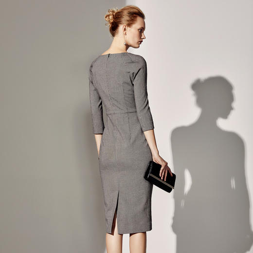 颈袖添香-连衣裙-J8382792颈袖添香季新款时尚中长款修身气质显瘦职场包臀连衣裙女J8382792 商品图1