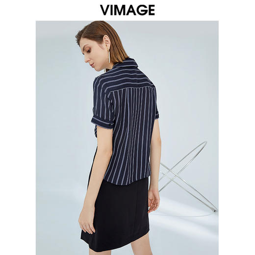 VIMAGE纬漫纪女装夏季经典条纹A字通勤休闲假两件连衣裙V1107756 商品图3
