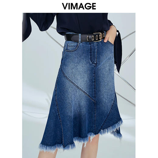 VIMAGE纬漫纪女装高腰显瘦蓝色牛仔不规则半身裙a字V1206801 商品图1