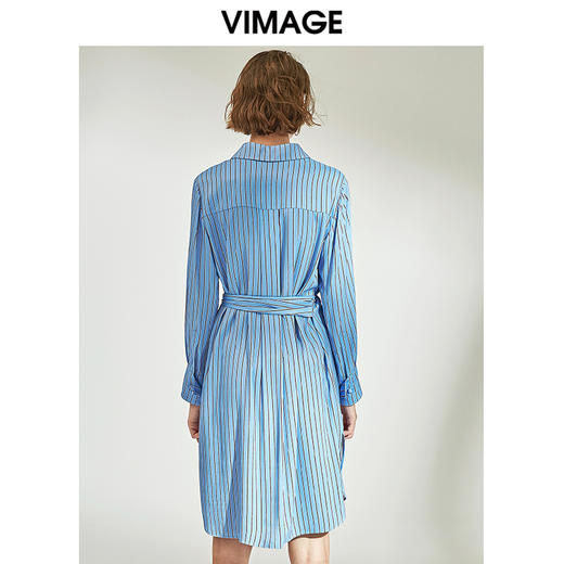 VIMAGE纬漫纪女装秋干练时尚职业条纹系带显瘦中款连衣裙V1207839 商品图3