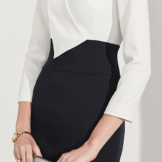 “黑白余地”J9182689颈袖添香时尚气质通勤OL正装中长款包臀职场装连衣裙女J9182689 商品图3