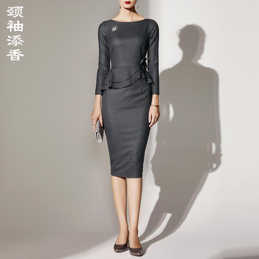 孤品-连衣裙-J8382773颈袖添香2019春秋新款女装时尚修身显瘦中长款羊毛呢职业连衣裙J8382773 商品图0