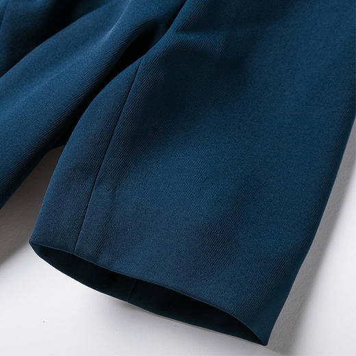 “皇妃裙”J6180551 连衣裙 女人味 经典 修身 干练 性感颈袖添香 商品图10