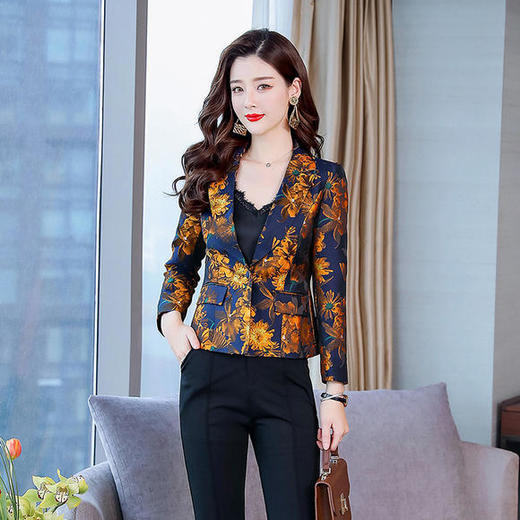 Q-YZCA601个性时尚轻奢优雅花色小西装外套 商品图2