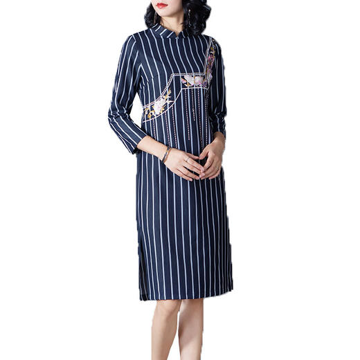 OG-9901秋季复古小立领条纹新款修腰中长款袖刺绣开衩连衣裙 商品图4