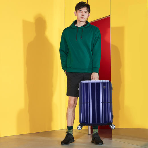 【会员价：455.61】爱华仕（OIWAS）PC拉杆箱6176 时尚万向轮行李箱 飞机轮旅行箱商务出差托运箱 24英寸蓝色 商品图2