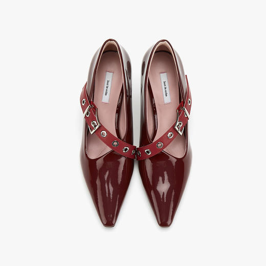 不对称外空高跟单鞋靴