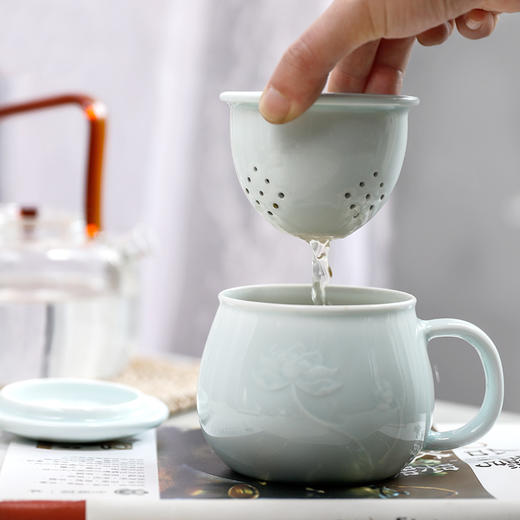 昌南 茶杯陶瓷带过滤带盖景德镇影青单杯子家用办公泡茶杯 禅意莲心 商品图2