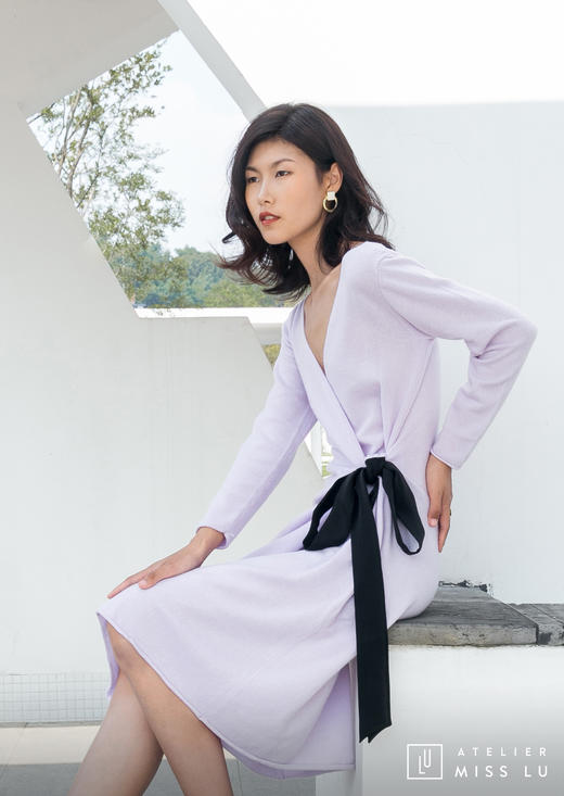 AtelierMissLu / Winifred 浅熏紫裹身系带羊绒连身裙 商品图5