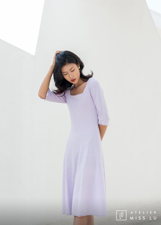 AtelierMissLu / Letitia 浅熏紫方领珍珠羊绒连身裙 商品图1