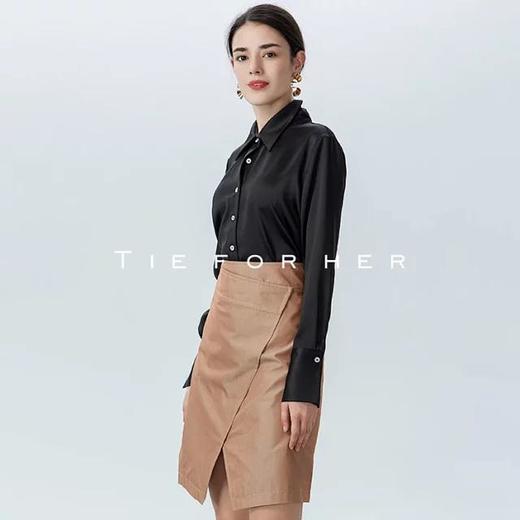 19AWP28曜黑色光泽感方领衬衫 商品图3