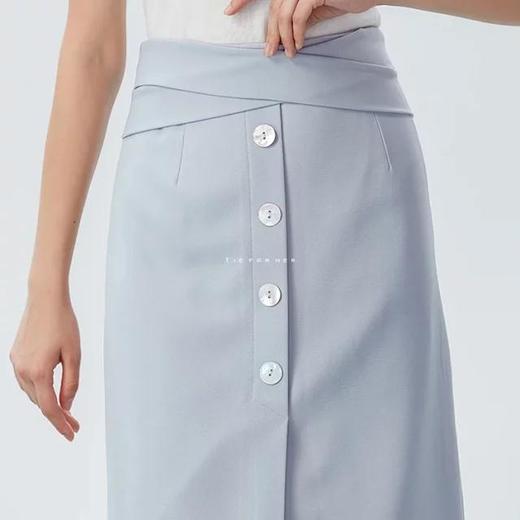 19AWQ13婴儿蓝前衩纽扣半裙 商品图4