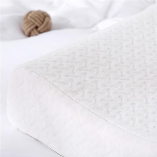 京东京造 青少年乳胶枕头礼盒装 泰国天然乳胶枕芯 93%乳胶含量 商品图1