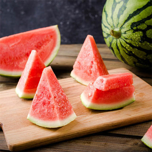 【海南麒麟西瓜】约8.5斤/个，脆爽多汁、香甜可口，解暑必备 商品图2