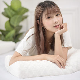 京东京造 泰国天然乳胶枕头 93%天然乳胶颗粒按摩-标准高度款  泰国直采枕芯