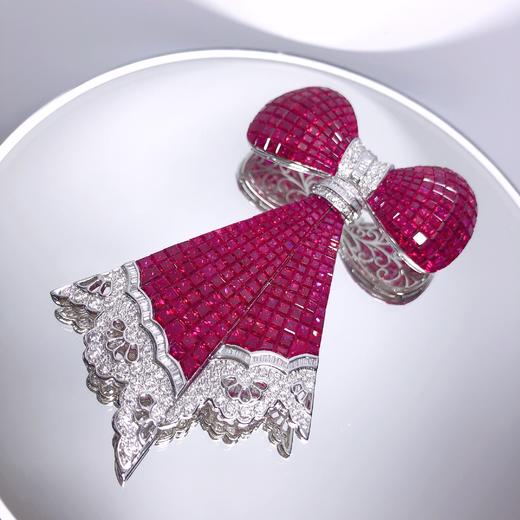 「蝴蝶结」隐形镶嵌红宝石钻石胸针