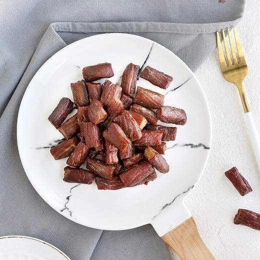 京东京造 牛肉干368g 优选原料只加盐 孕妇儿童零食 休闲食品 商品图0