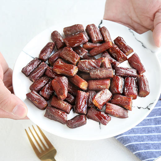 京东京造 牛肉干368g 优选原料只加盐 孕妇儿童零食 休闲食品 商品图2