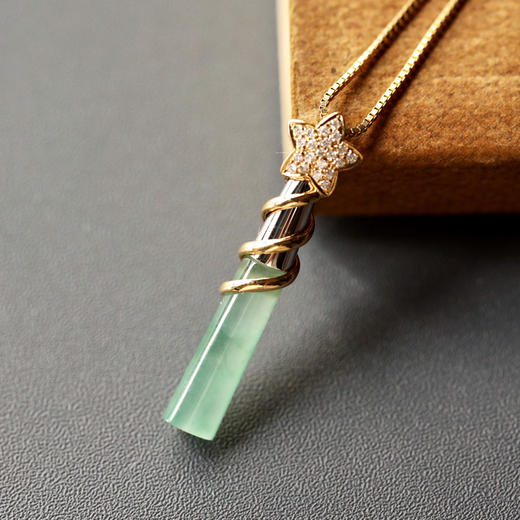 高冰种晴水飘绿花翡翠仙女棒魔法棒18k黄金钻石镶嵌 商品图1