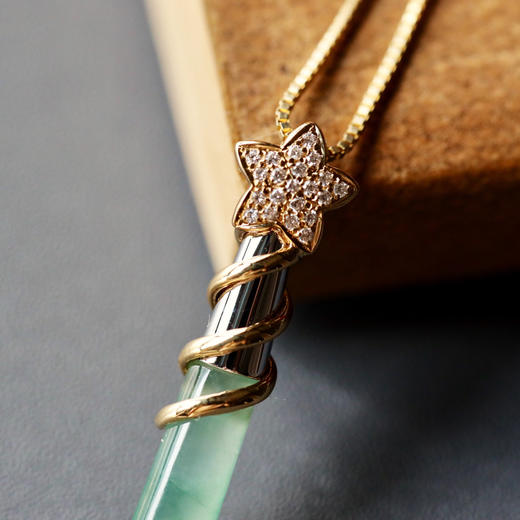 高冰种晴水飘绿花翡翠仙女棒魔法棒18k黄金钻石镶嵌 商品图2