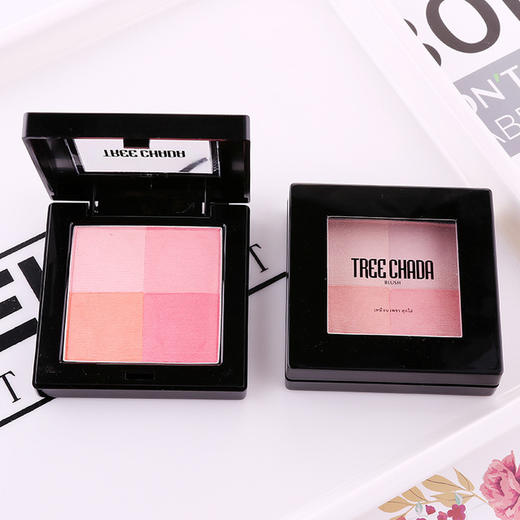 〖泰国〗进口TREECHADA四色格子烘焙腮红盘胭脂自然裸妆持久橘粉珠光高光 商品图0