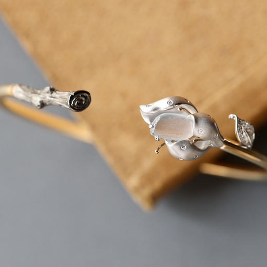 玻璃种翡翠玉兰花开手镯18k白金黄金钻石镶嵌 商品图0