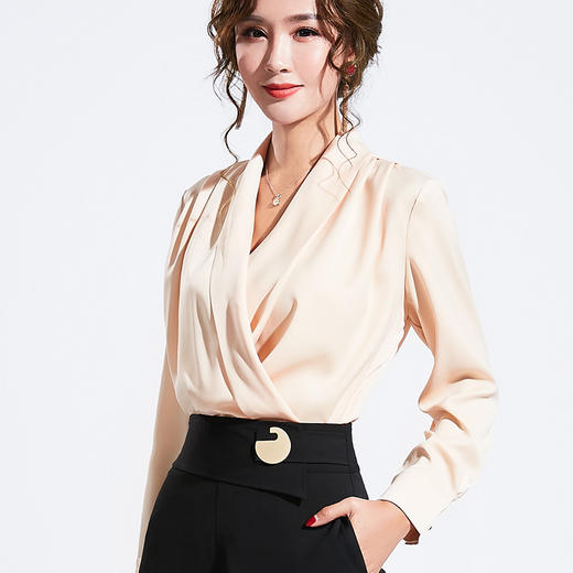 SFY-6239秋季新款复古韩版垂感衬衫 商品图3