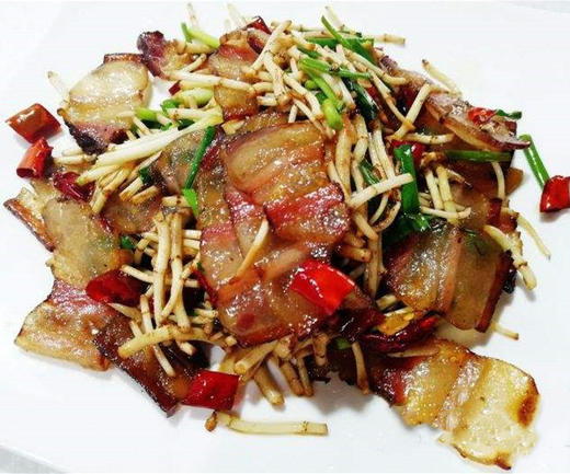 折耳根炒腊肉 1份